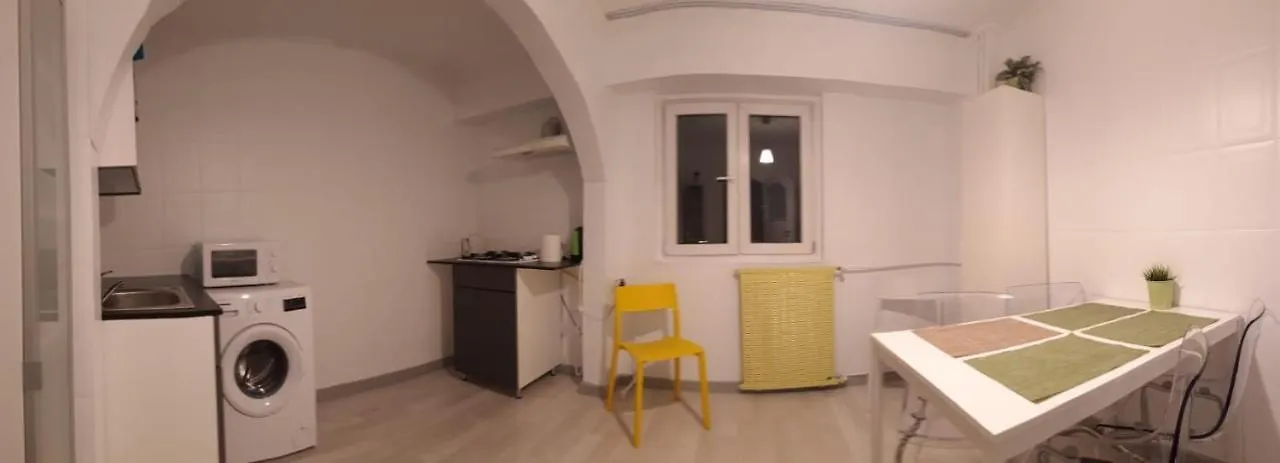 Green Apartment 41 Boekarest